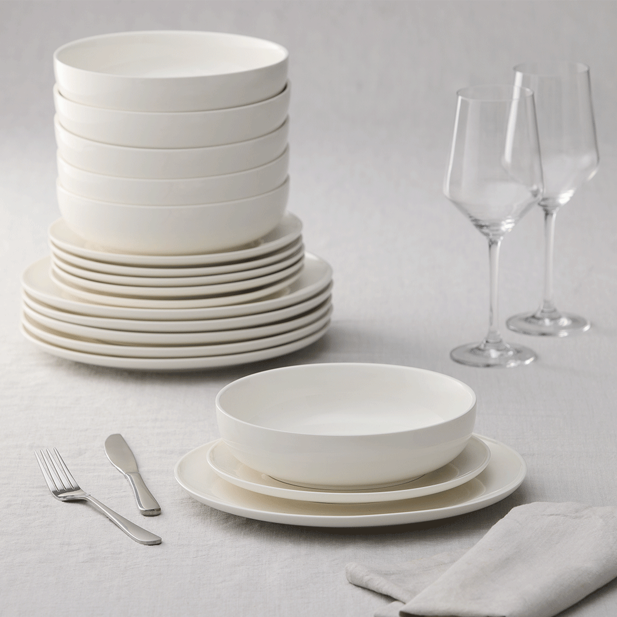 Salisbury & Co Signature Dinner Set 18pc White Image 6