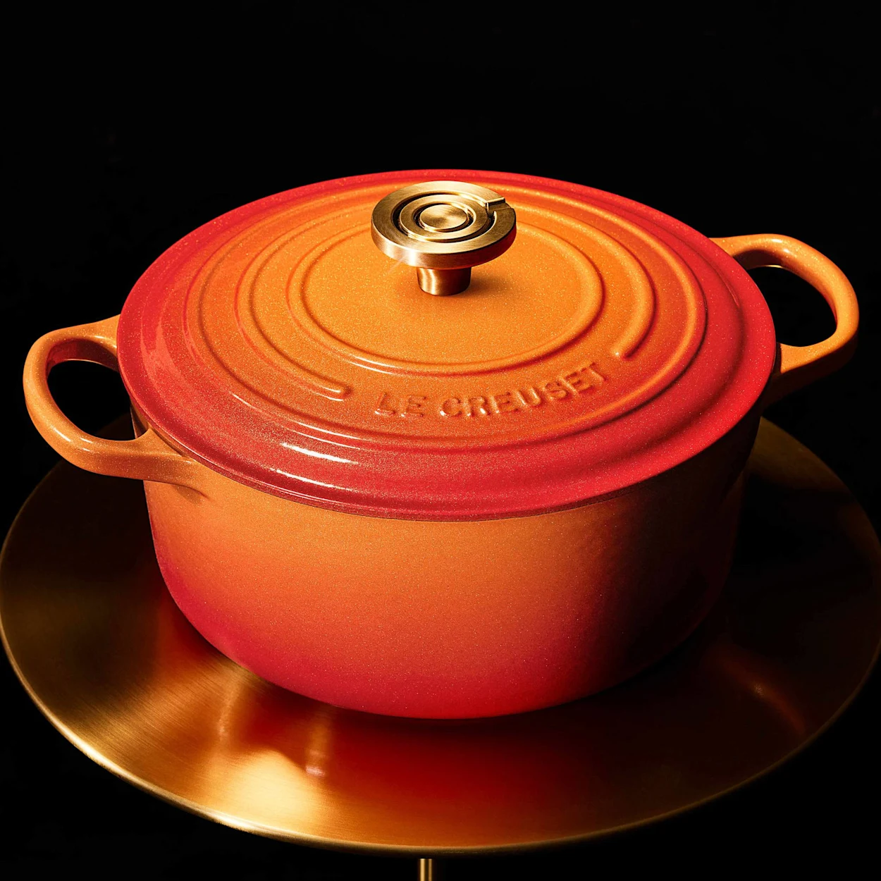Le Creuset Signature Cast Iron Round Casserole 28cm 6 7L Flamme Doree Image 2