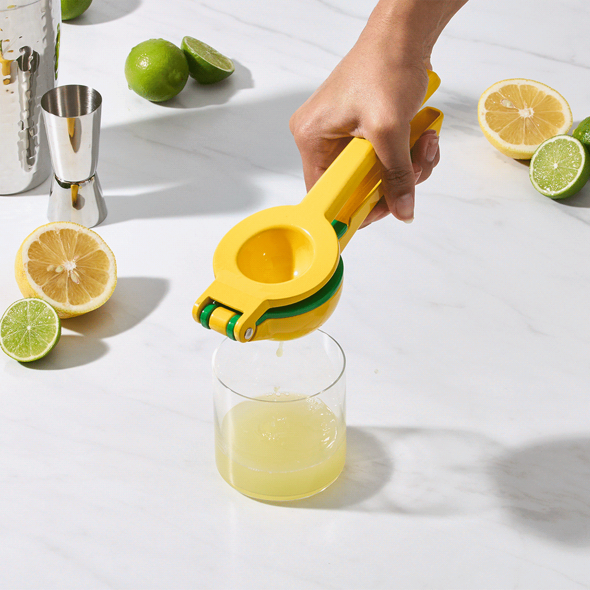 Kitchen Pro Lemon and Lime Squeezer Image 2