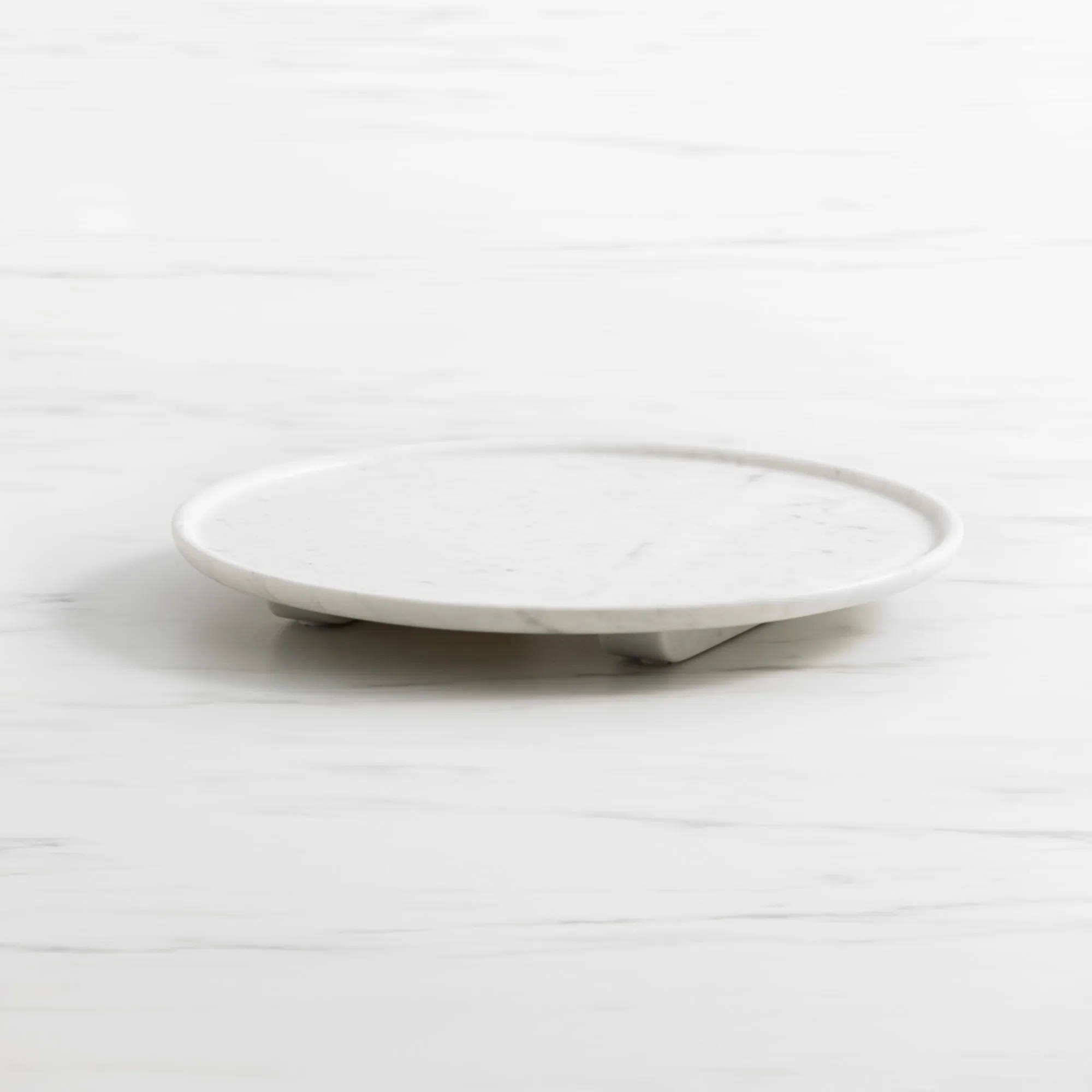 Salisbury & Co Riviera Round Marble Serving Tray 30cm White Image 1