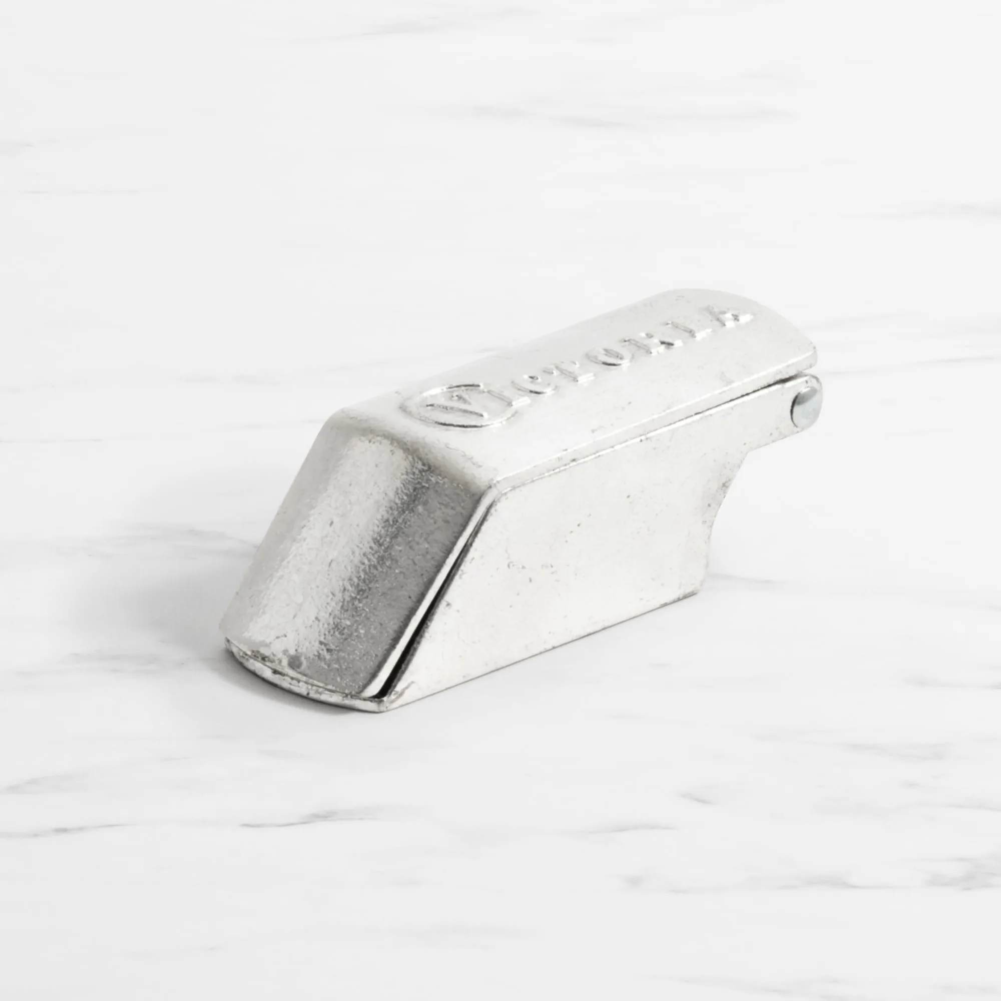 Victoria Cast Iron Ice Shaver Image 1