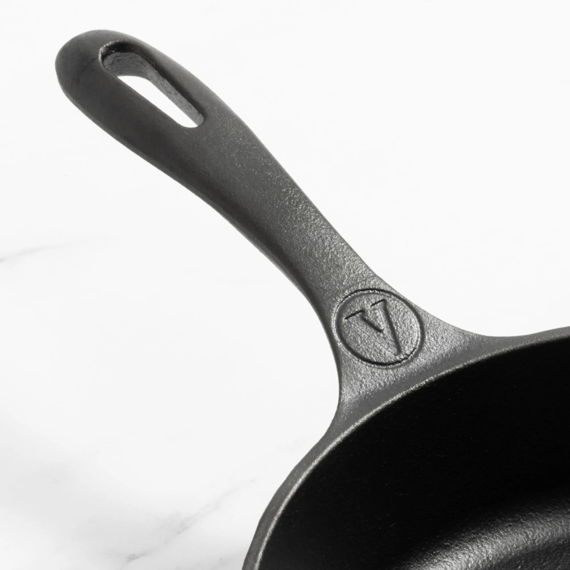 Victoria Seasoned Cast Iron Skillet 30cm Image 3