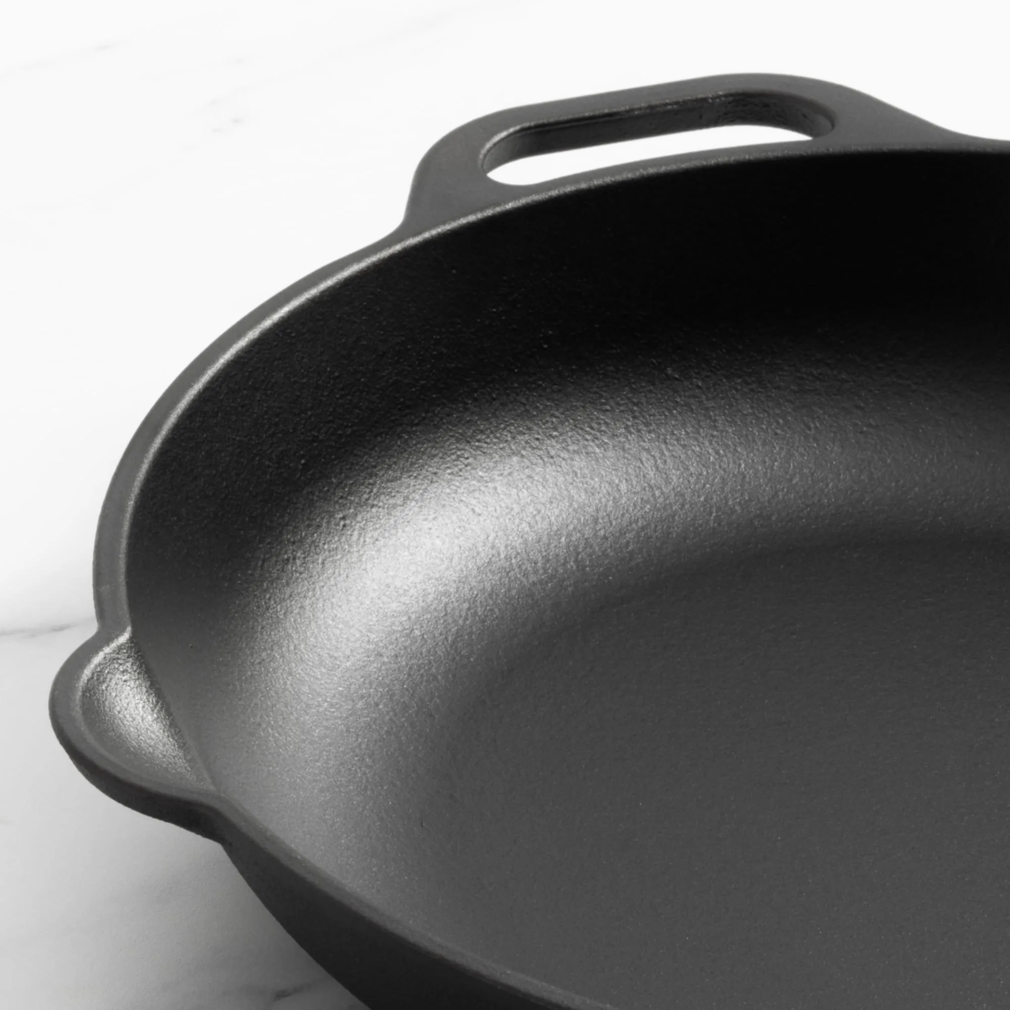 Victoria Seasoned Cast Iron Open Chef's Pan 33cm Image 2