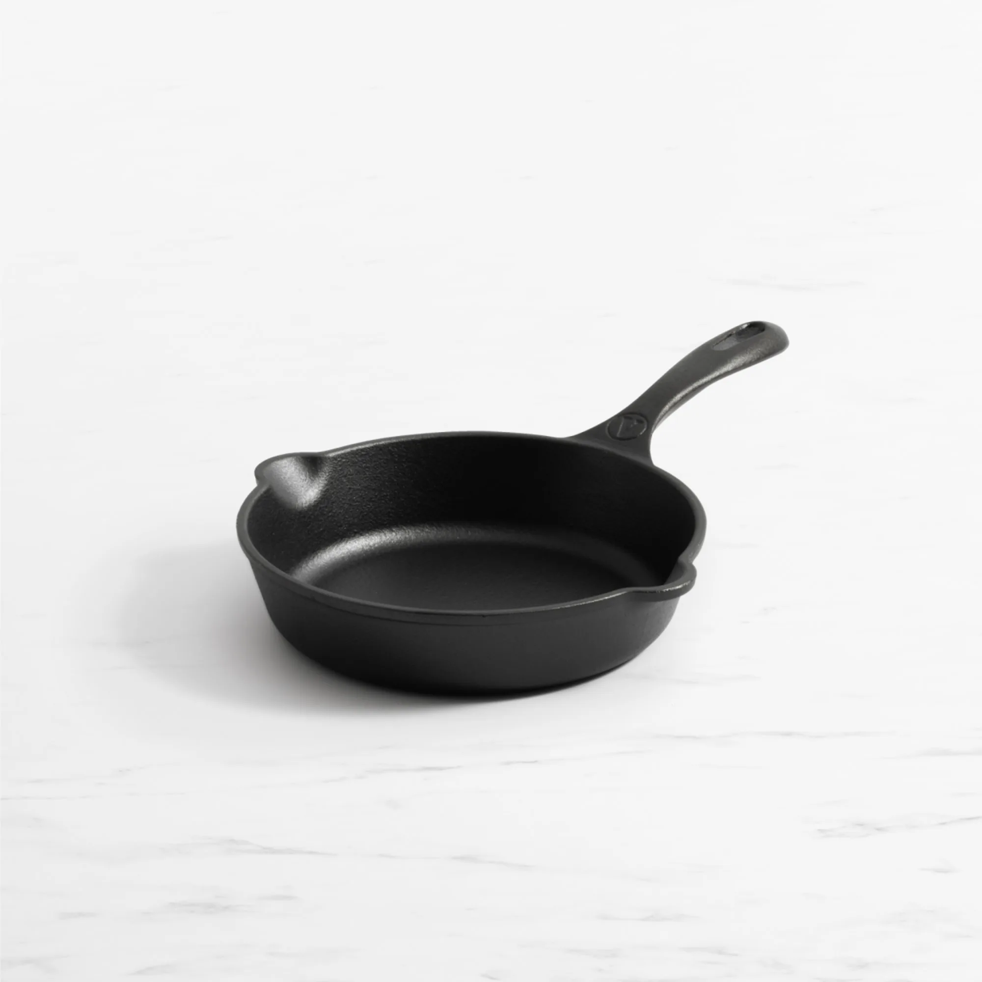 Victoria Seasoned Cast Iron Skillet 20cm Image 1