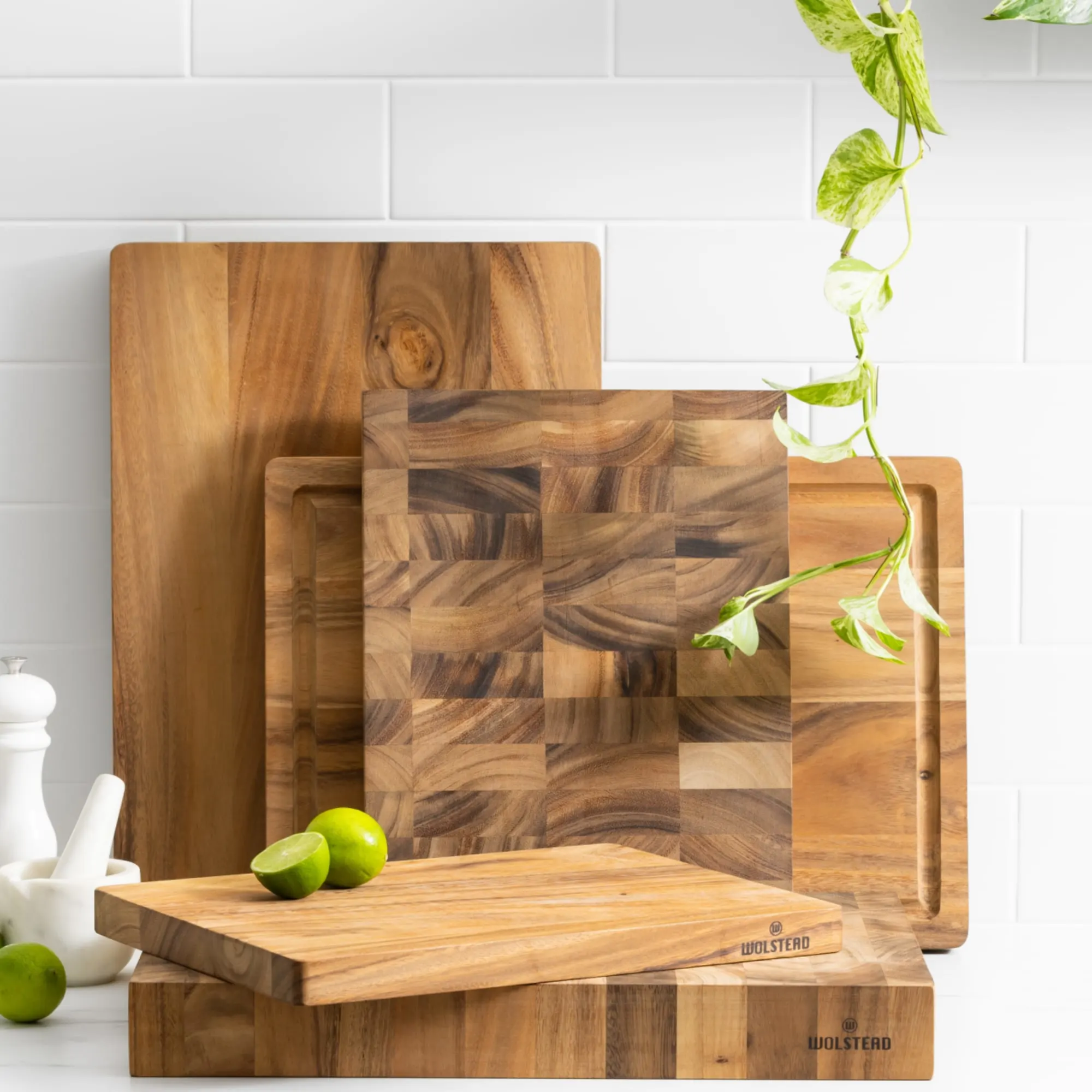 Wolstead Bonn Long Grain Chopping Board 50x35x2cm Image 2