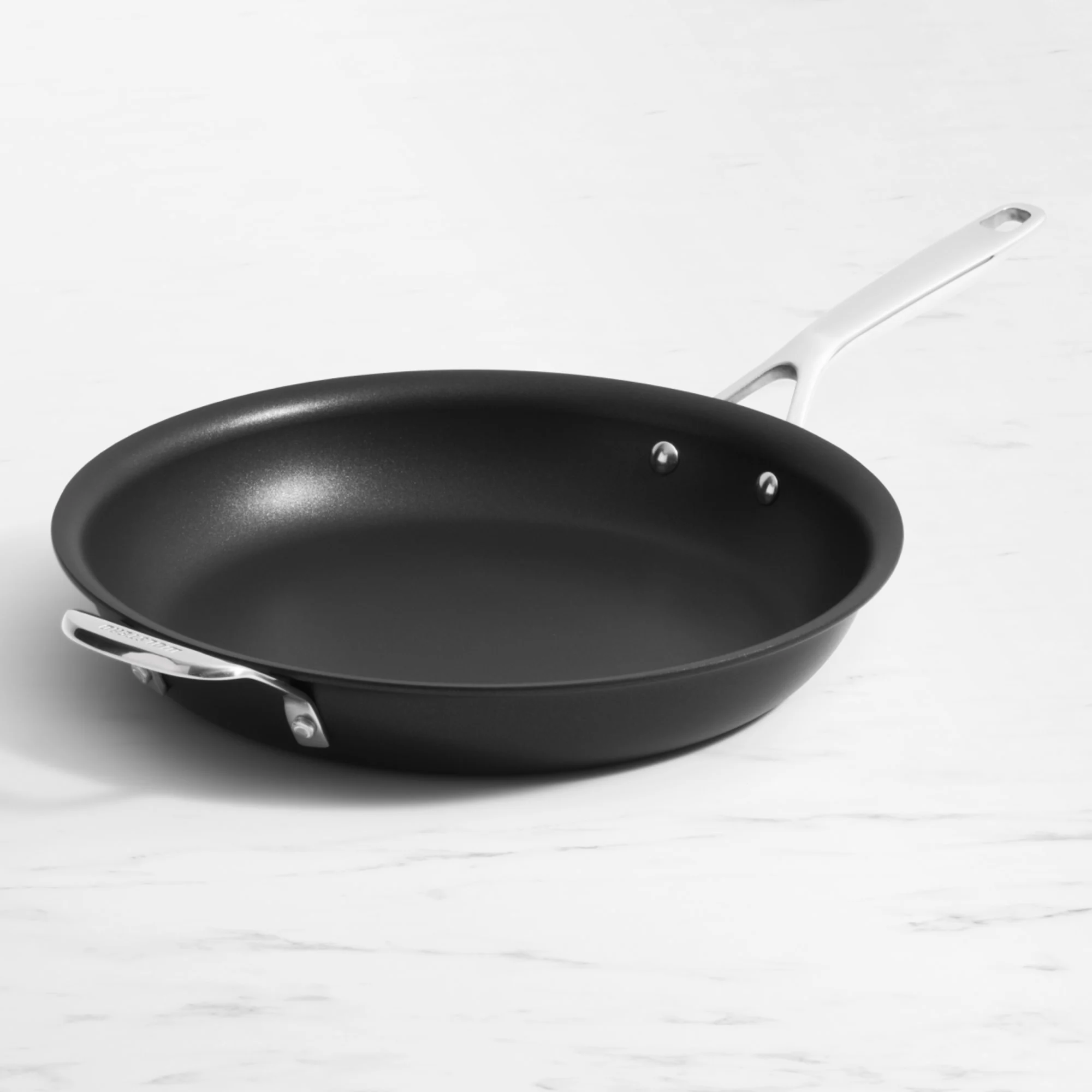 Wolstead Superior+ Non Stick Frypan 32cm Image 1