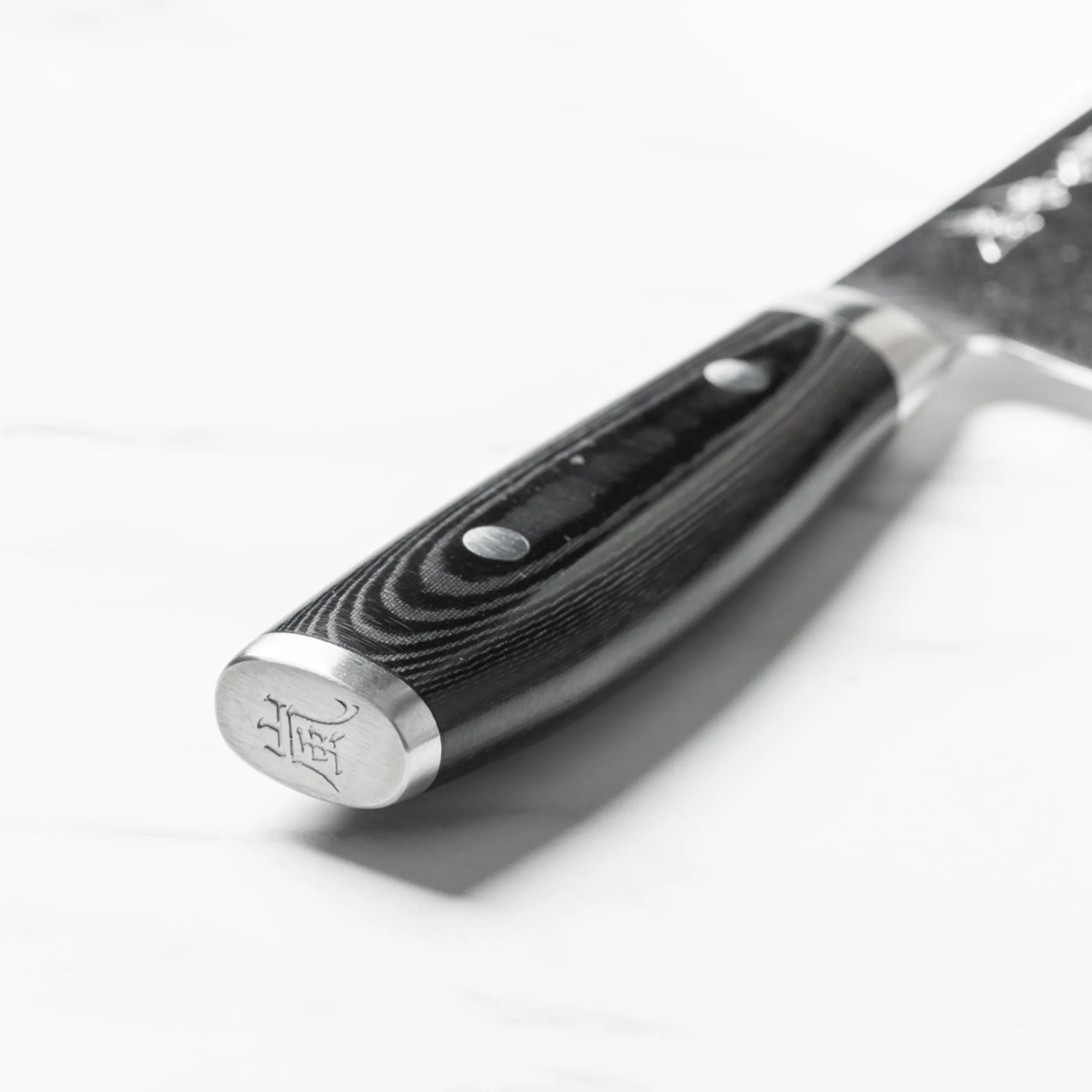 Yaxell Ran Plus Santoku Knife 16.5cm Image 3