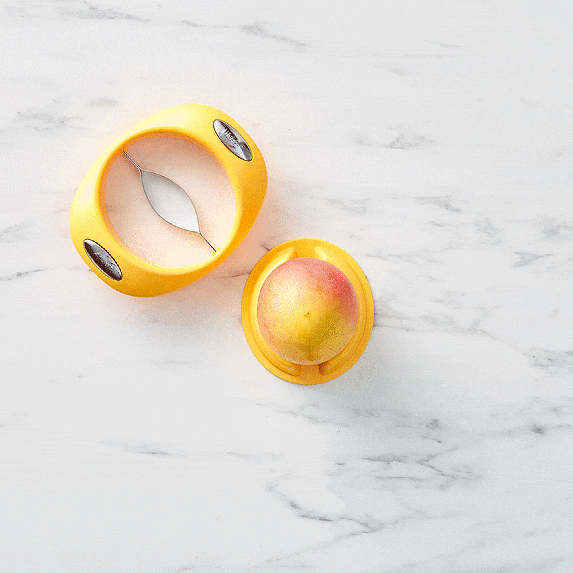 Avanti Mango Cutter/Pitter Image 3