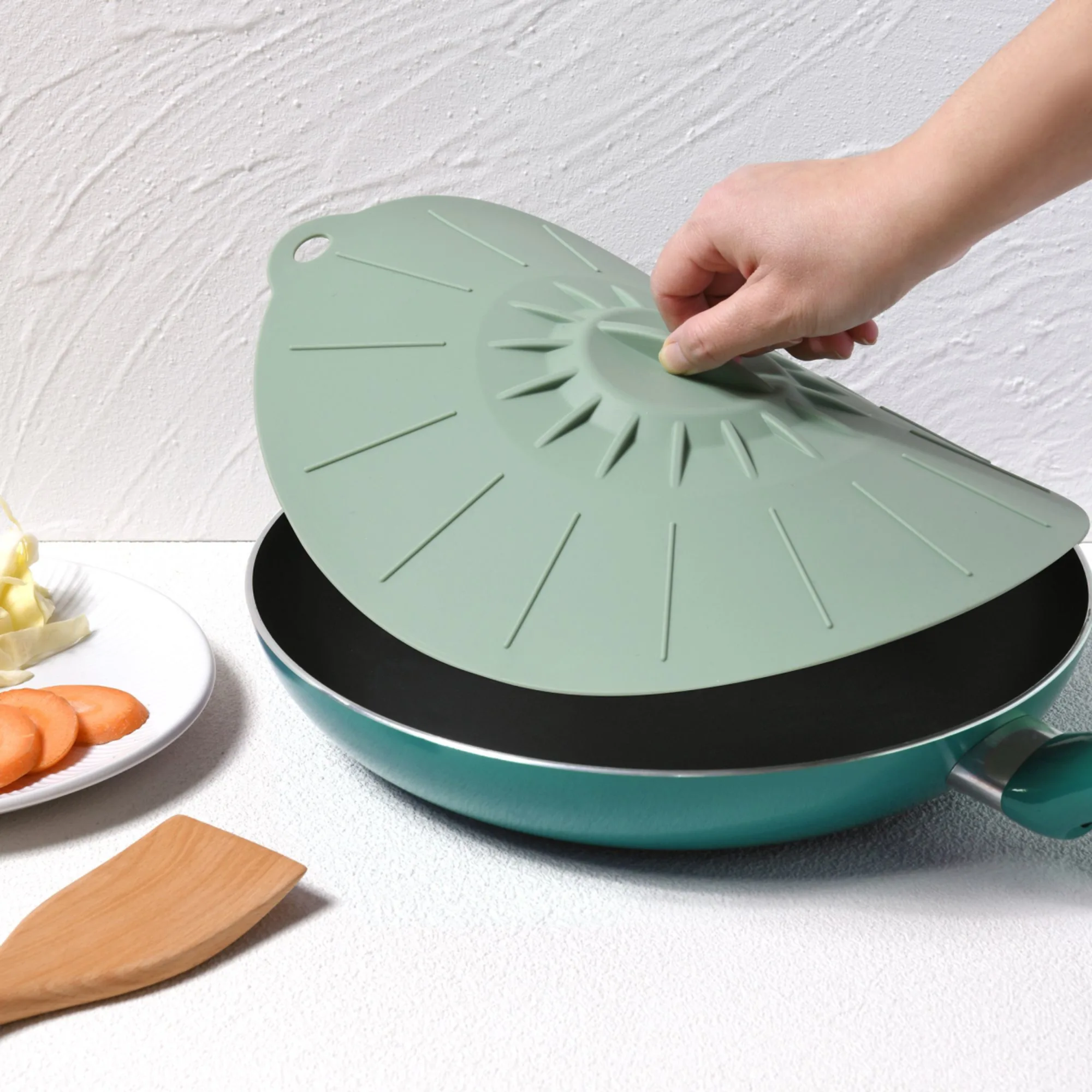 Gourmet Kitchen Modern Silicone Lid Sage 31 4x30 3x1 3cm Image 2