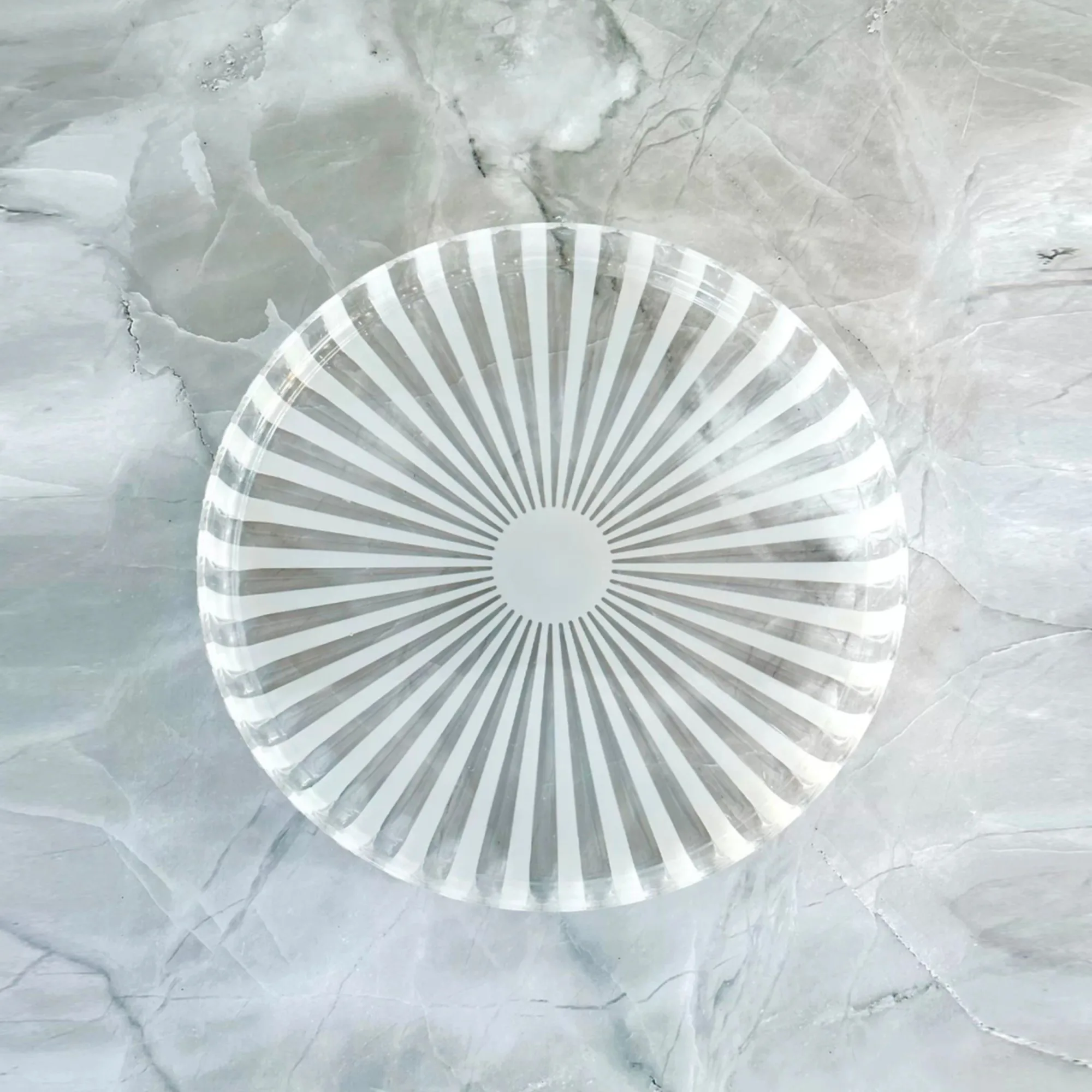 Guzzini Dolcevita Round Serving Tray 31cm Mother of Pearl Image 2