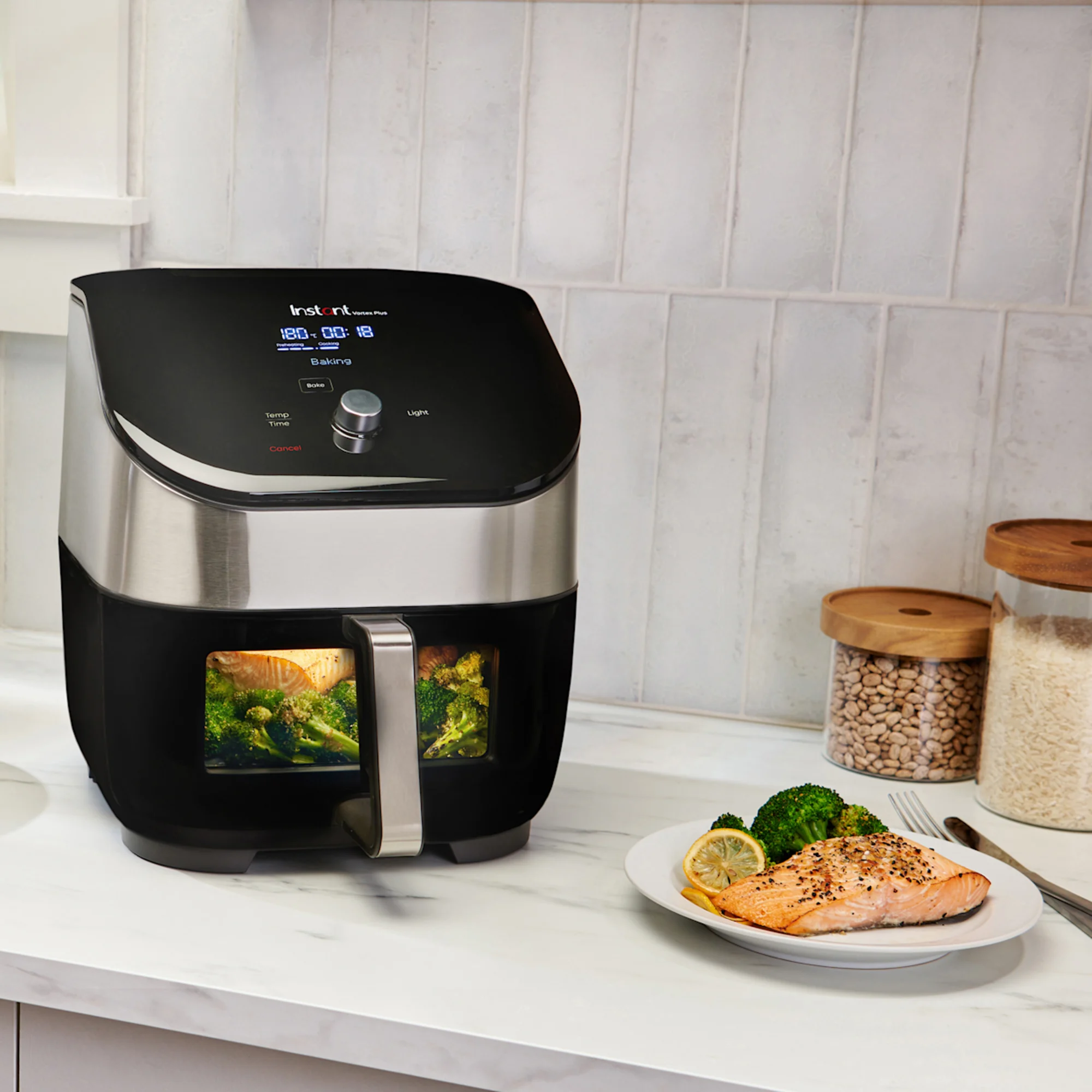 Instant Pot Vortex Plus ClearCook Air Fryer 5.7L Image 2