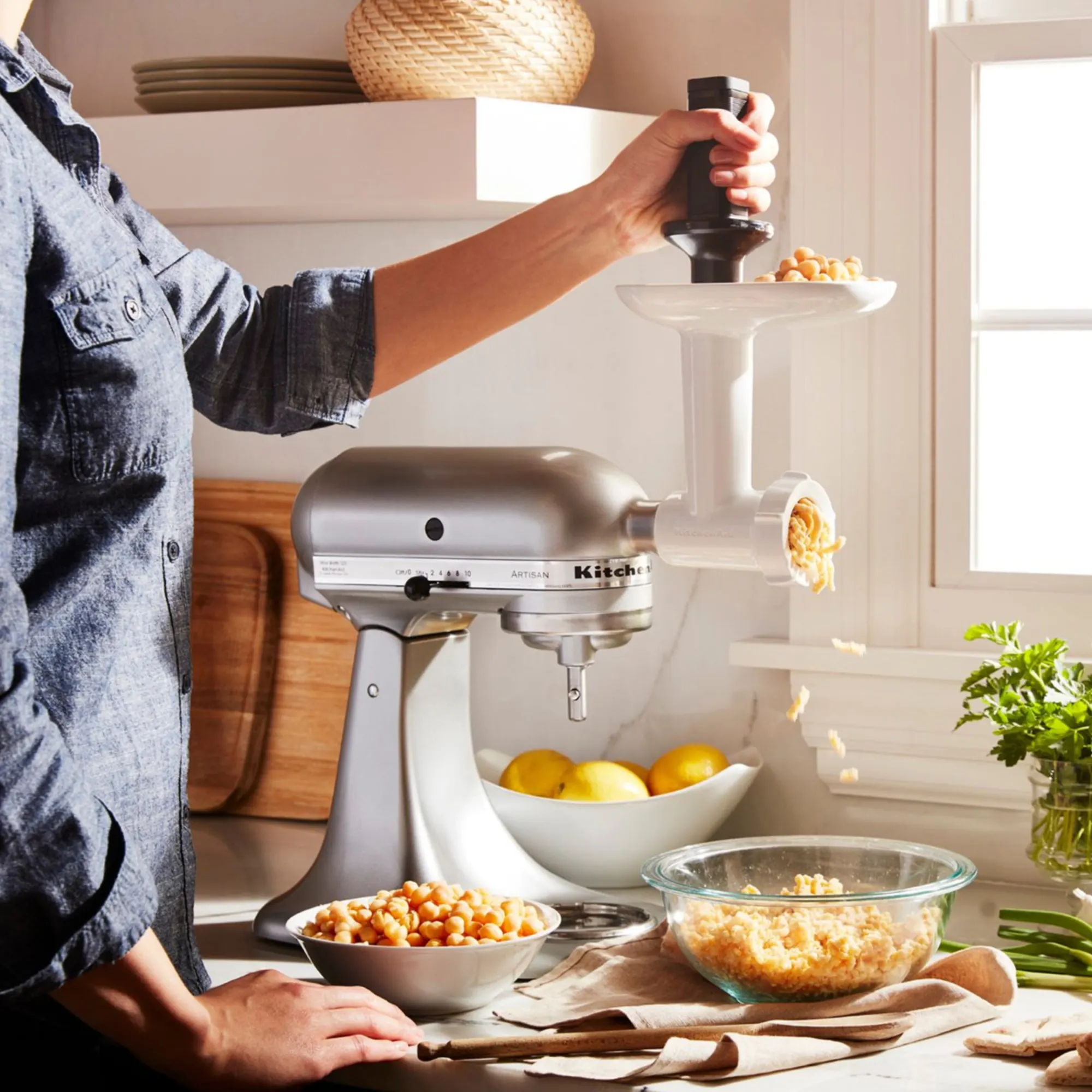 KitchenAid Food Grinder/Mincer Attachment Image 3