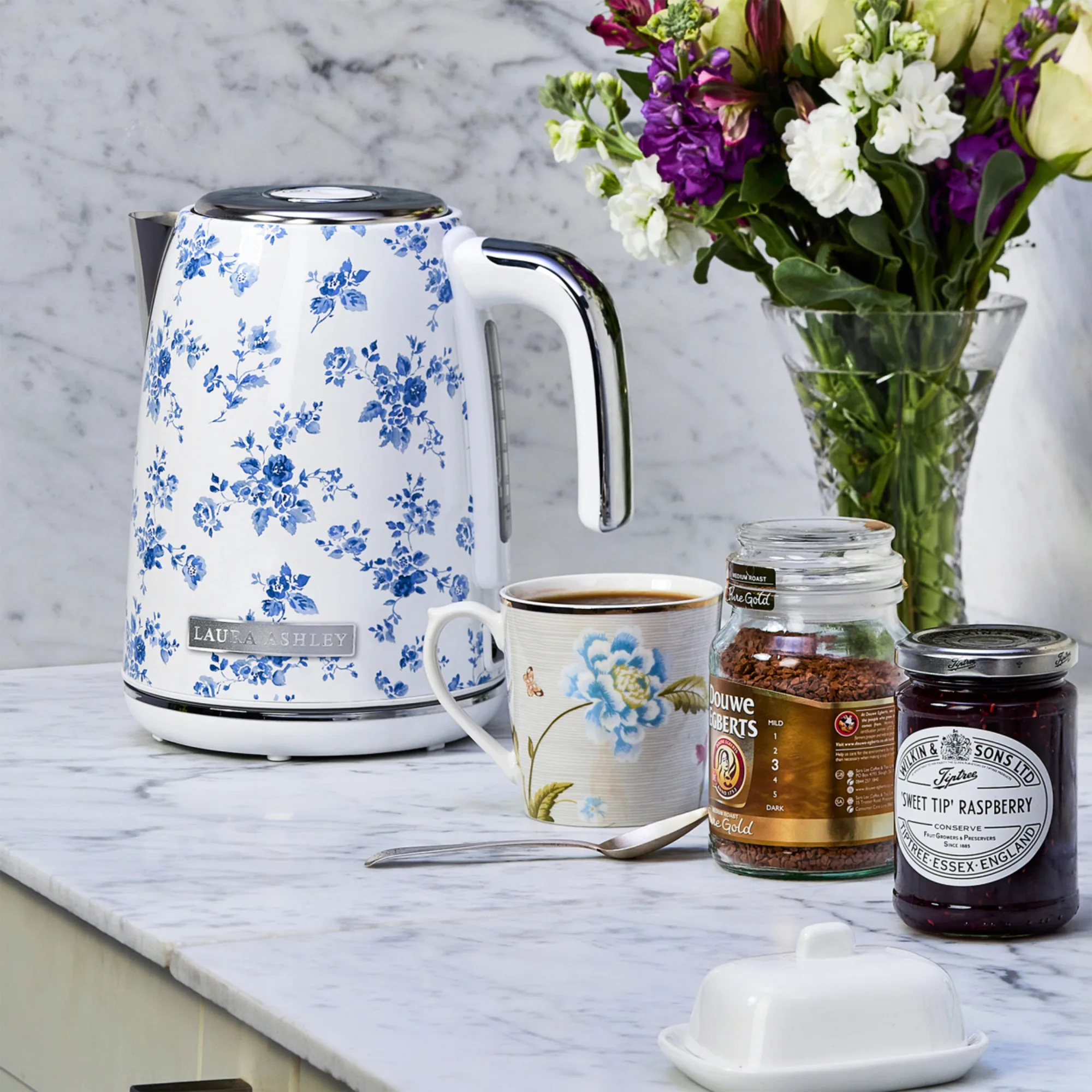 Laura Ashley China Rose Electric Kettle 1.7L White Image 2