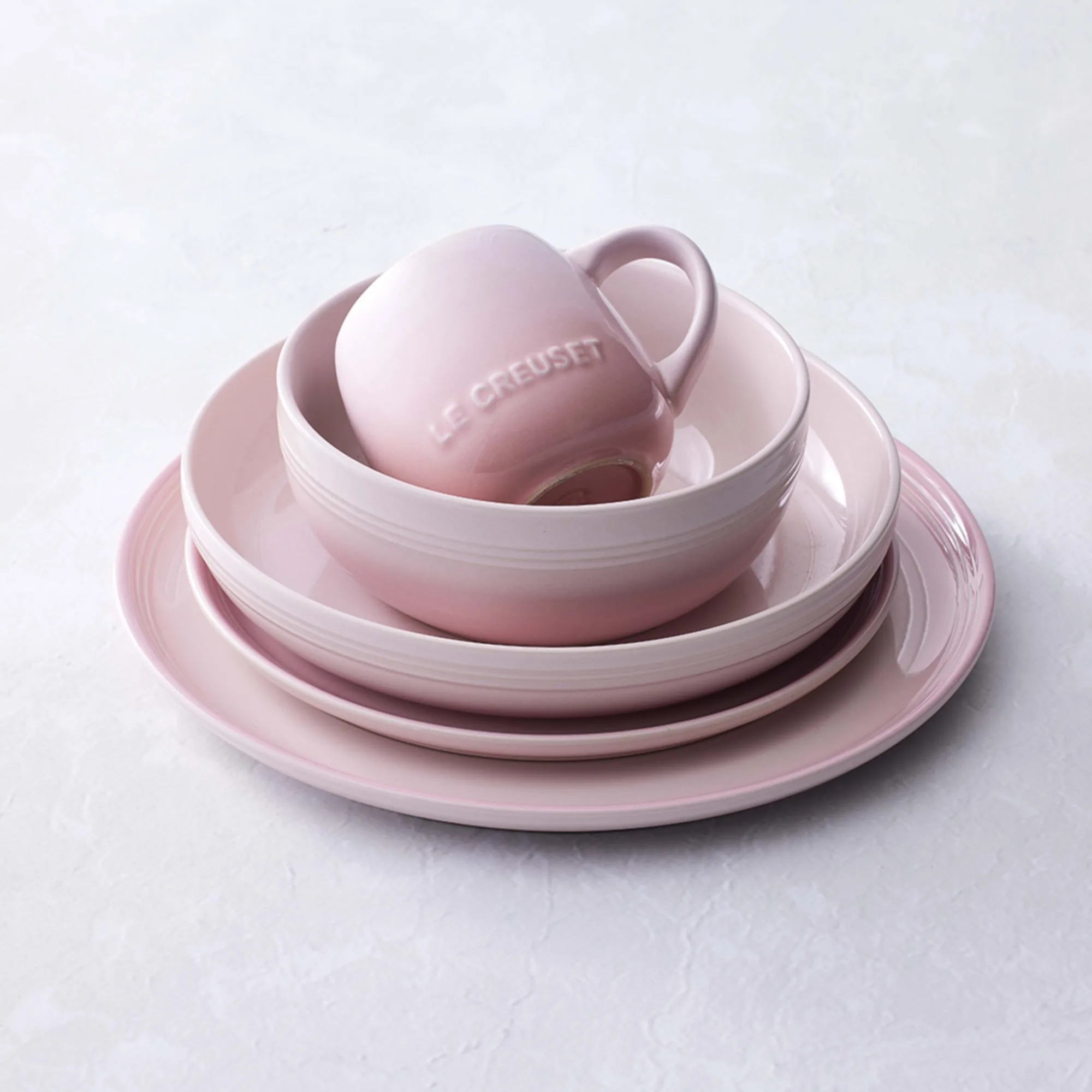 Le Creuset Stoneware Coupe Pasta Bowl 22cm Shell Pink Image 2