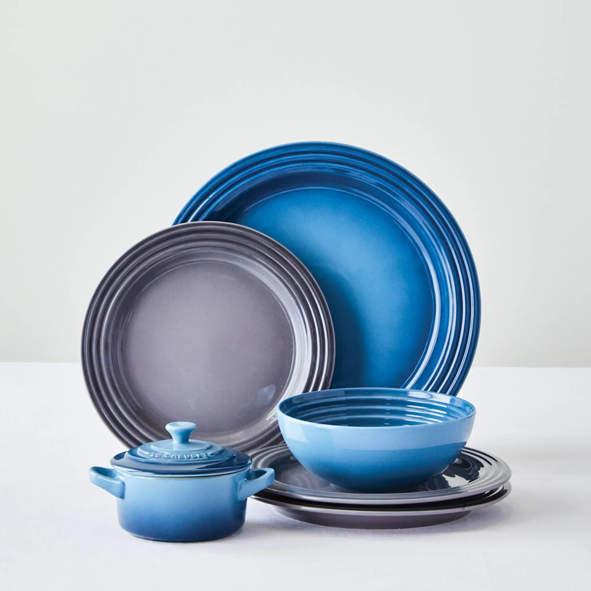 Le Creuset Stoneware Salad Plate Set of 4 Flint Image 2