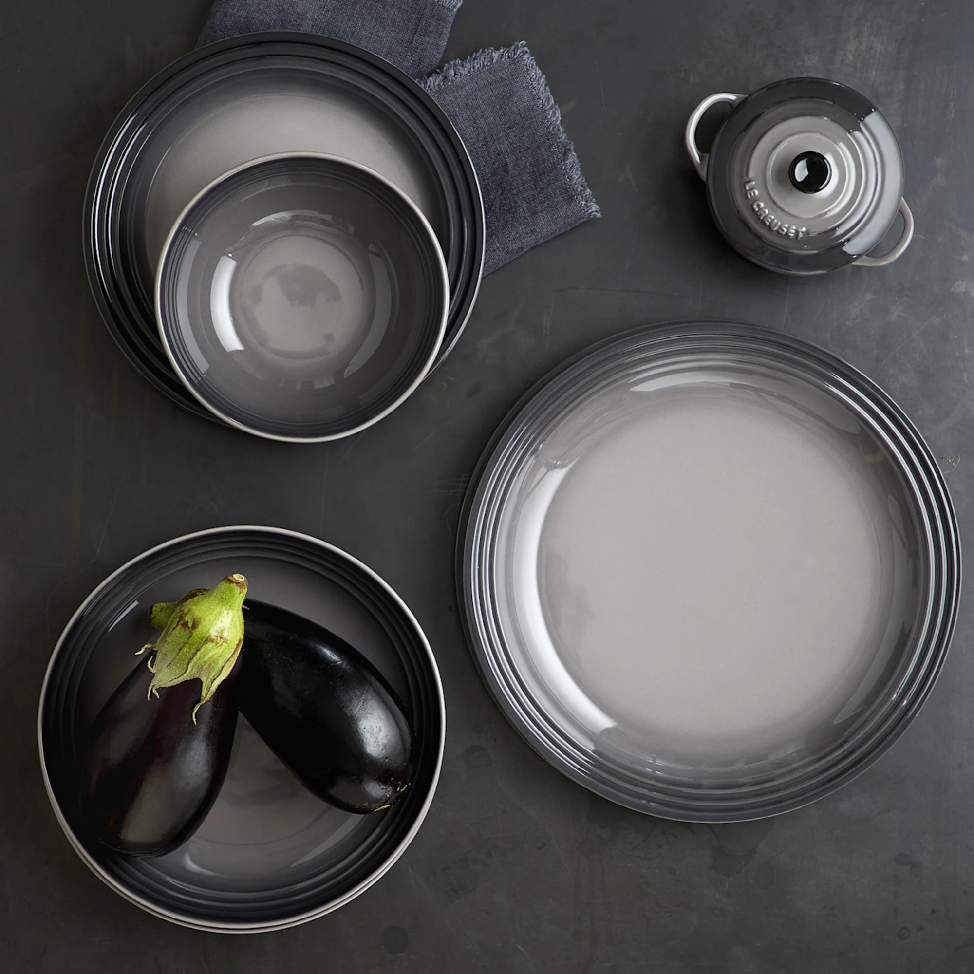 Le Creuset Stoneware Salad Plate Set of 4 Flint Image 3