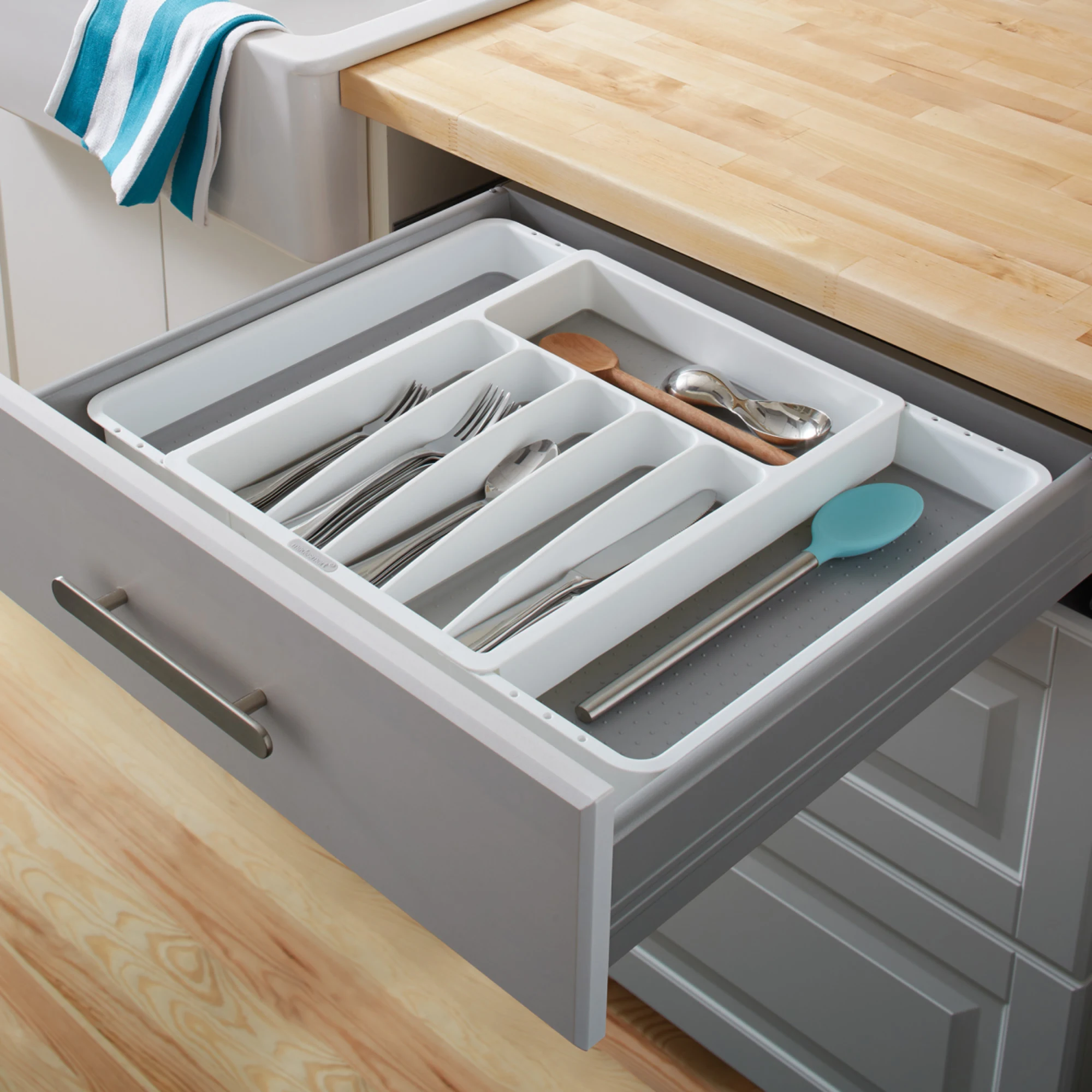 Madesmart Expandable Cutlery Tray White Image 2