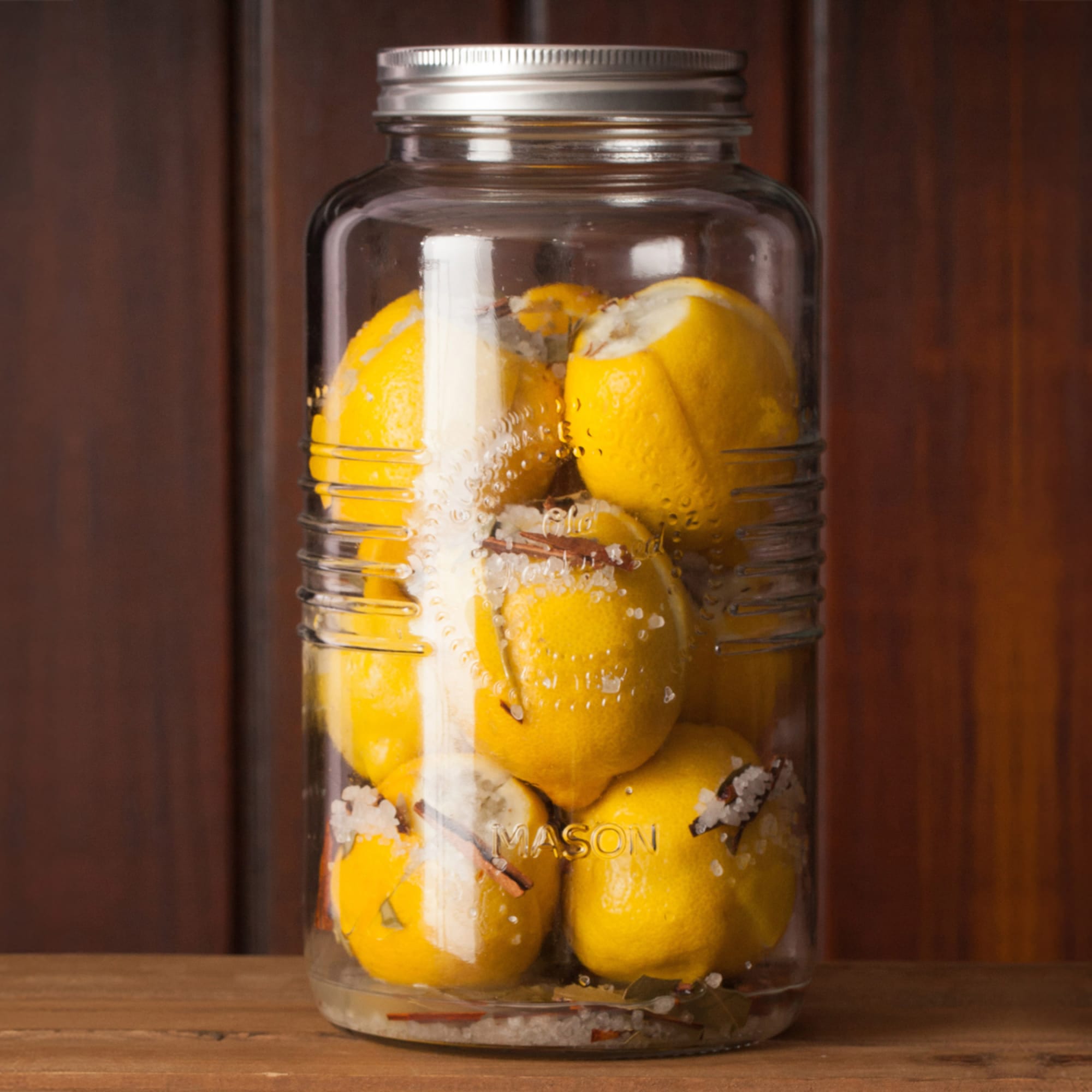 Salisbury & Co Old Fashioned Mason Jar with 2pc Lid 2L Image 3