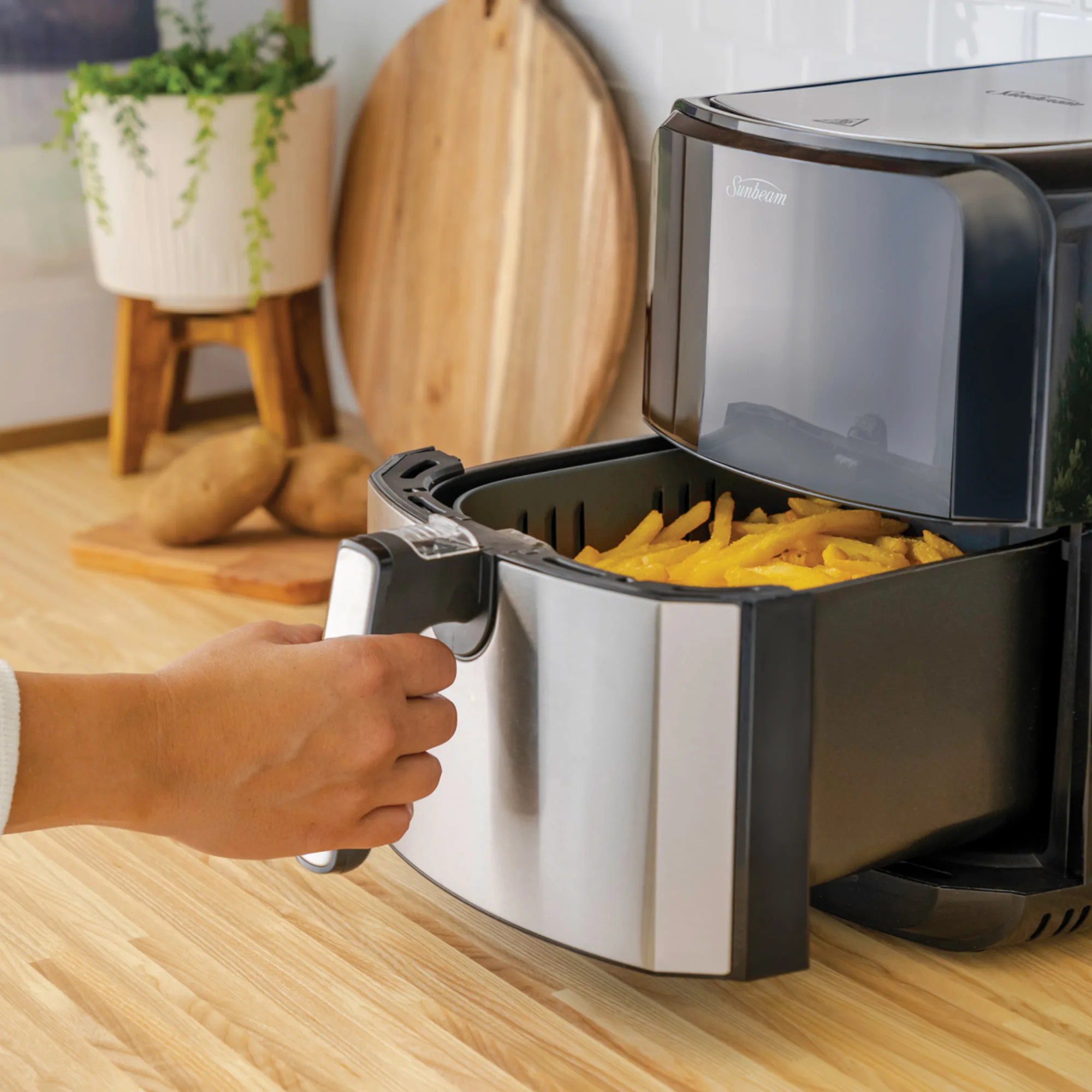 Sunbeam DiamondForce AFP4500DF Digital Air Fryer 5L Black Image 2