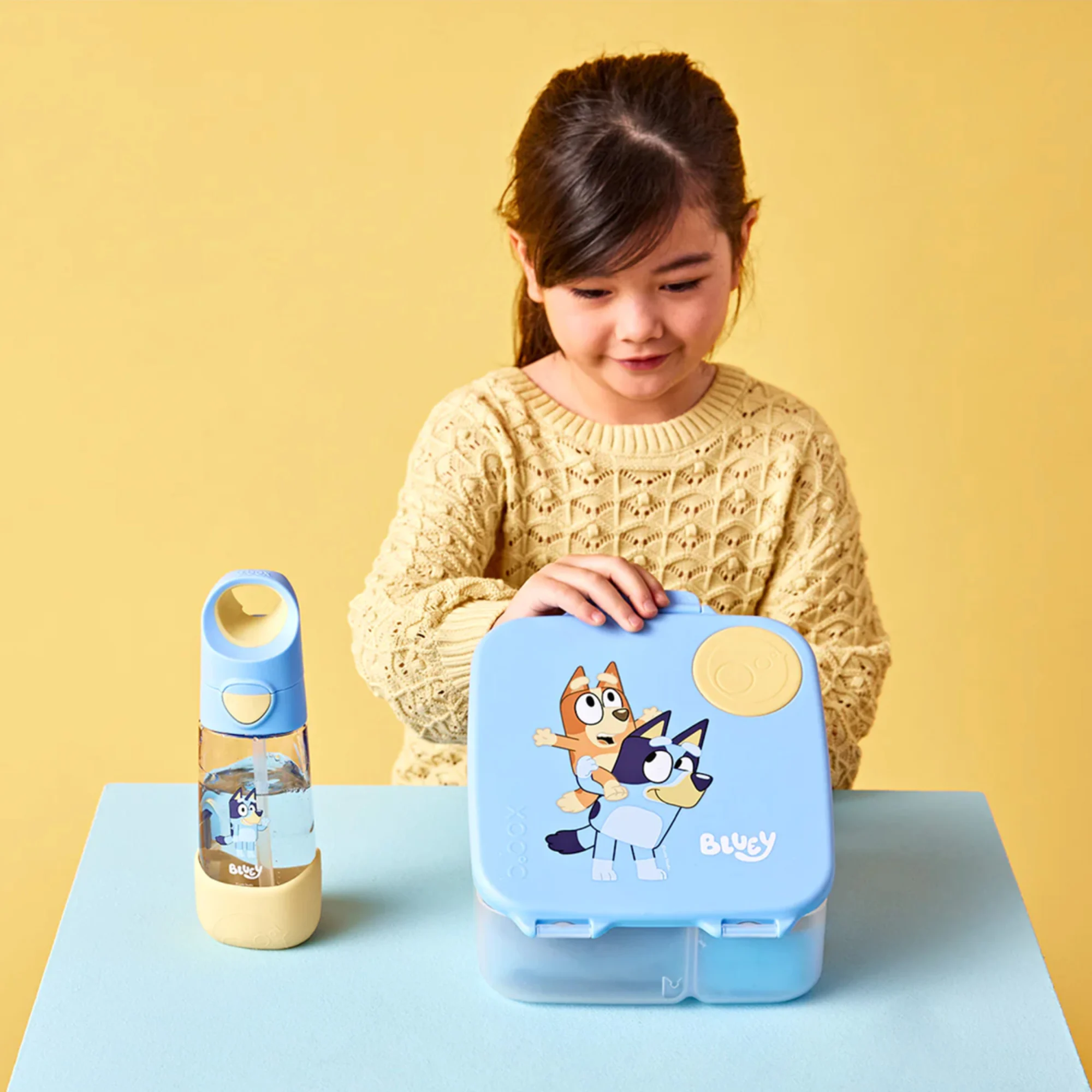 b.box Bluey Lunch Box with Gel Cooler 2L Image 2