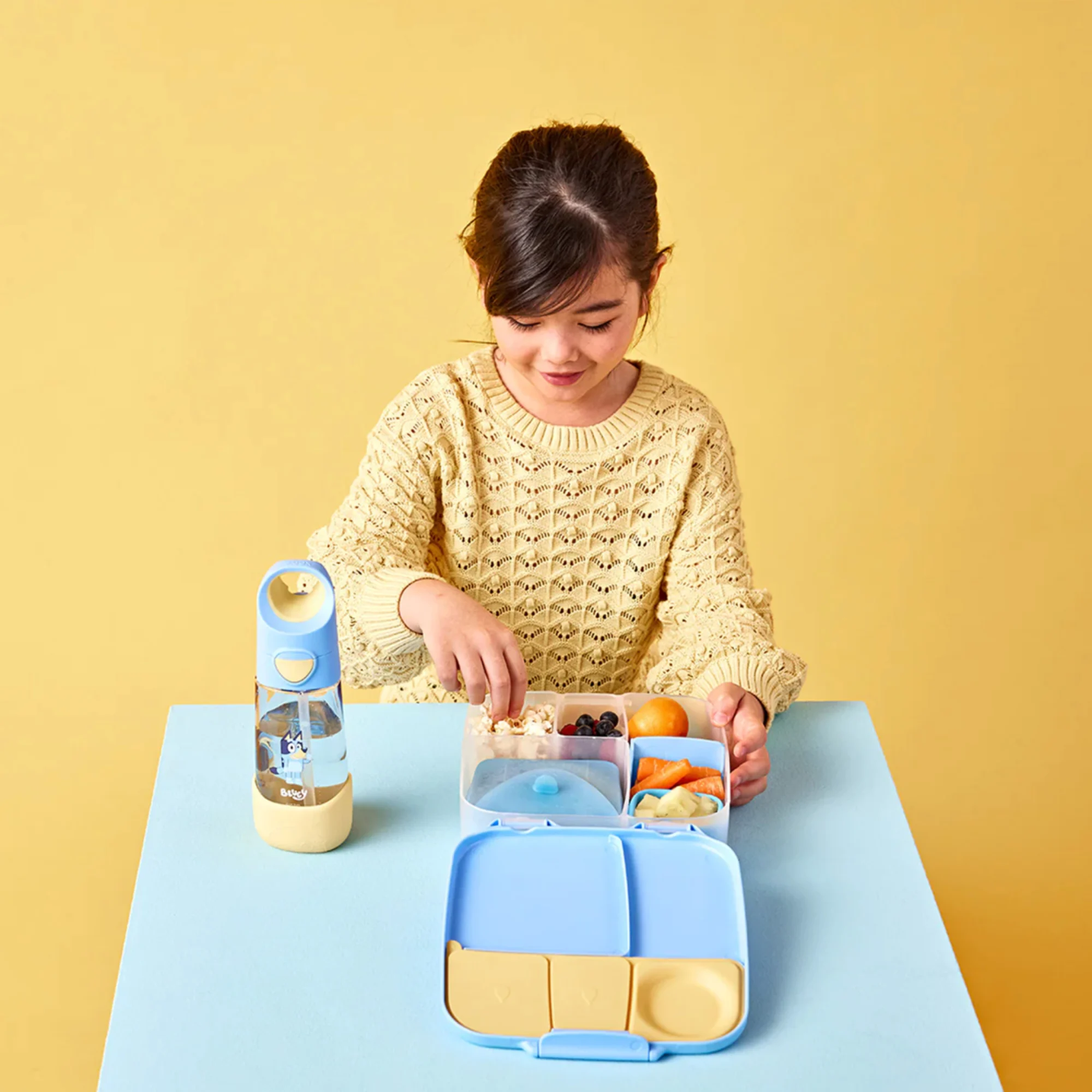b.box Bluey Lunch Box with Gel Cooler 2L Image 3