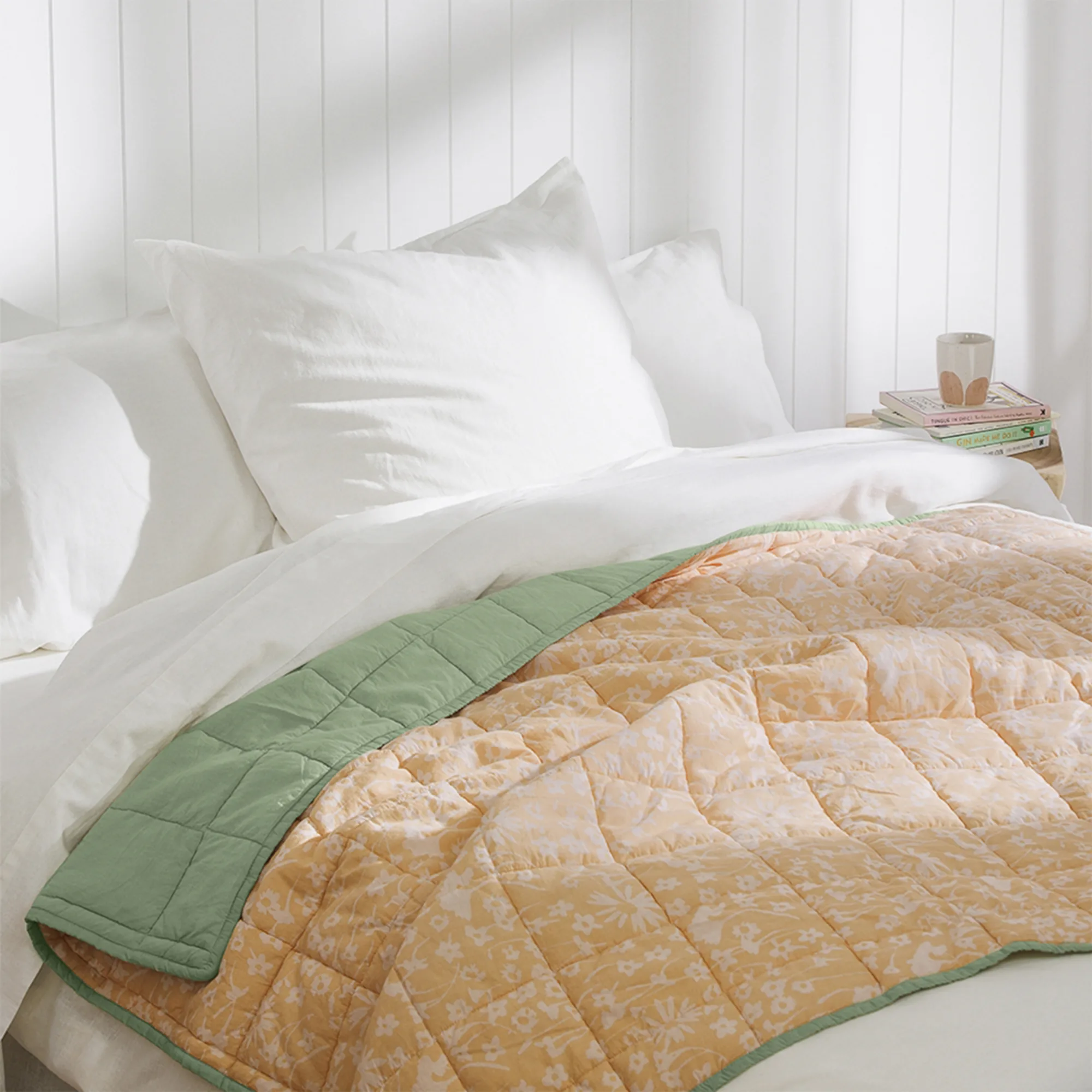 Ecology Solaris Quilted Throw Image 1