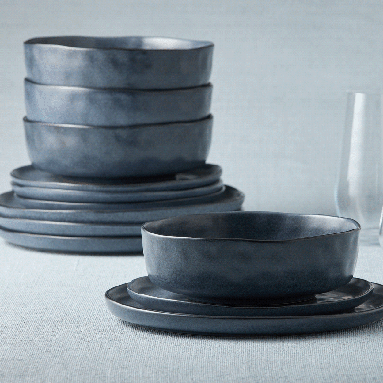 Salisbury & Co Baltic Dinner Set 12pc Black Image 6