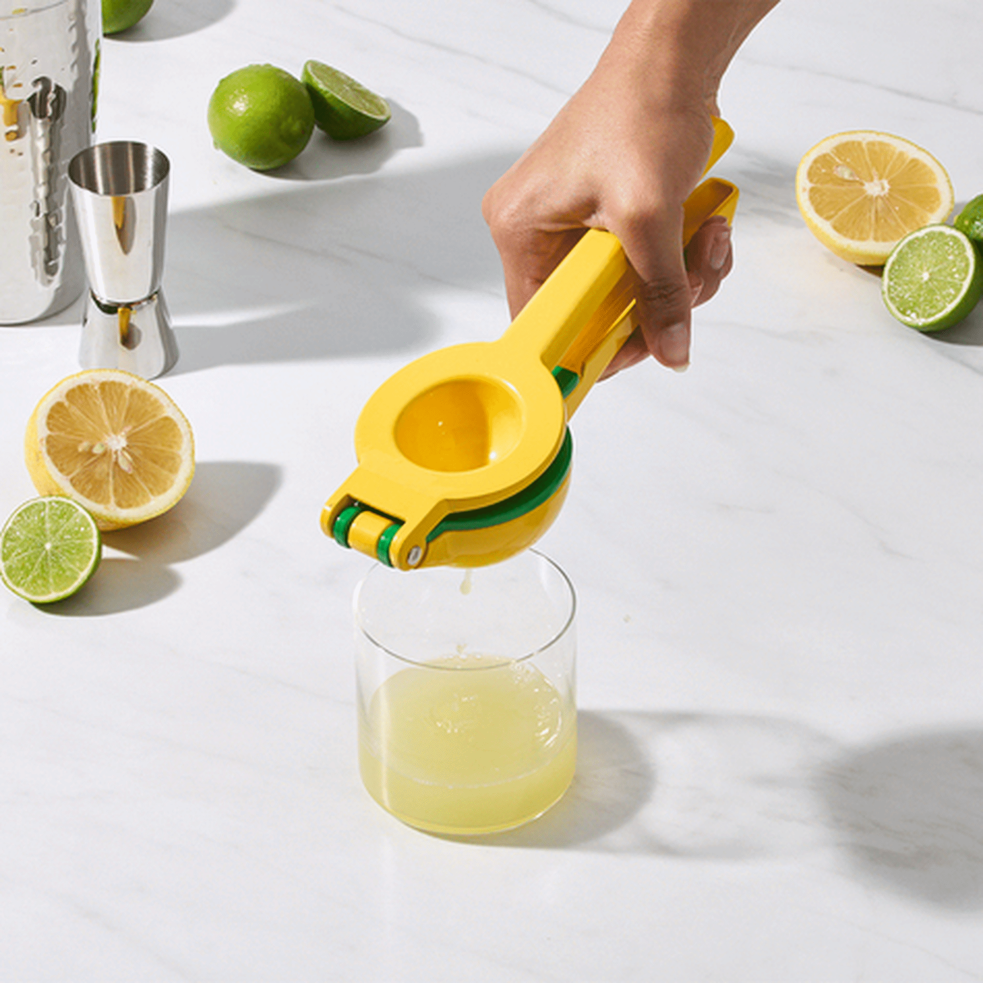 Lemonade Stand Supplies Flat-Fold Lemon Squeezer Mess-Free